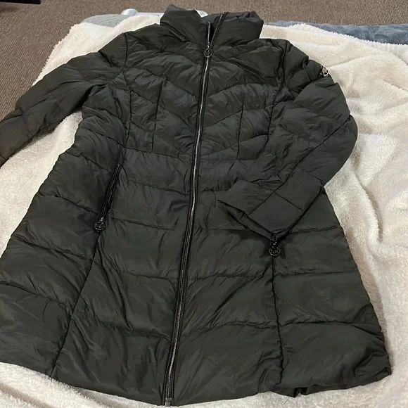 Michael Kors Dark Green Packable Down Fill Puffer Long Jacket - Picture 2 of 6